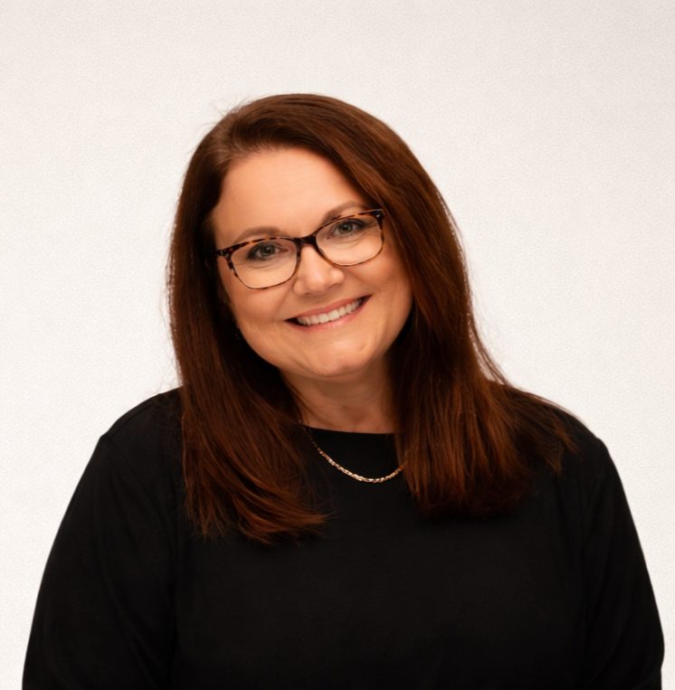 Martin, Christie white BG